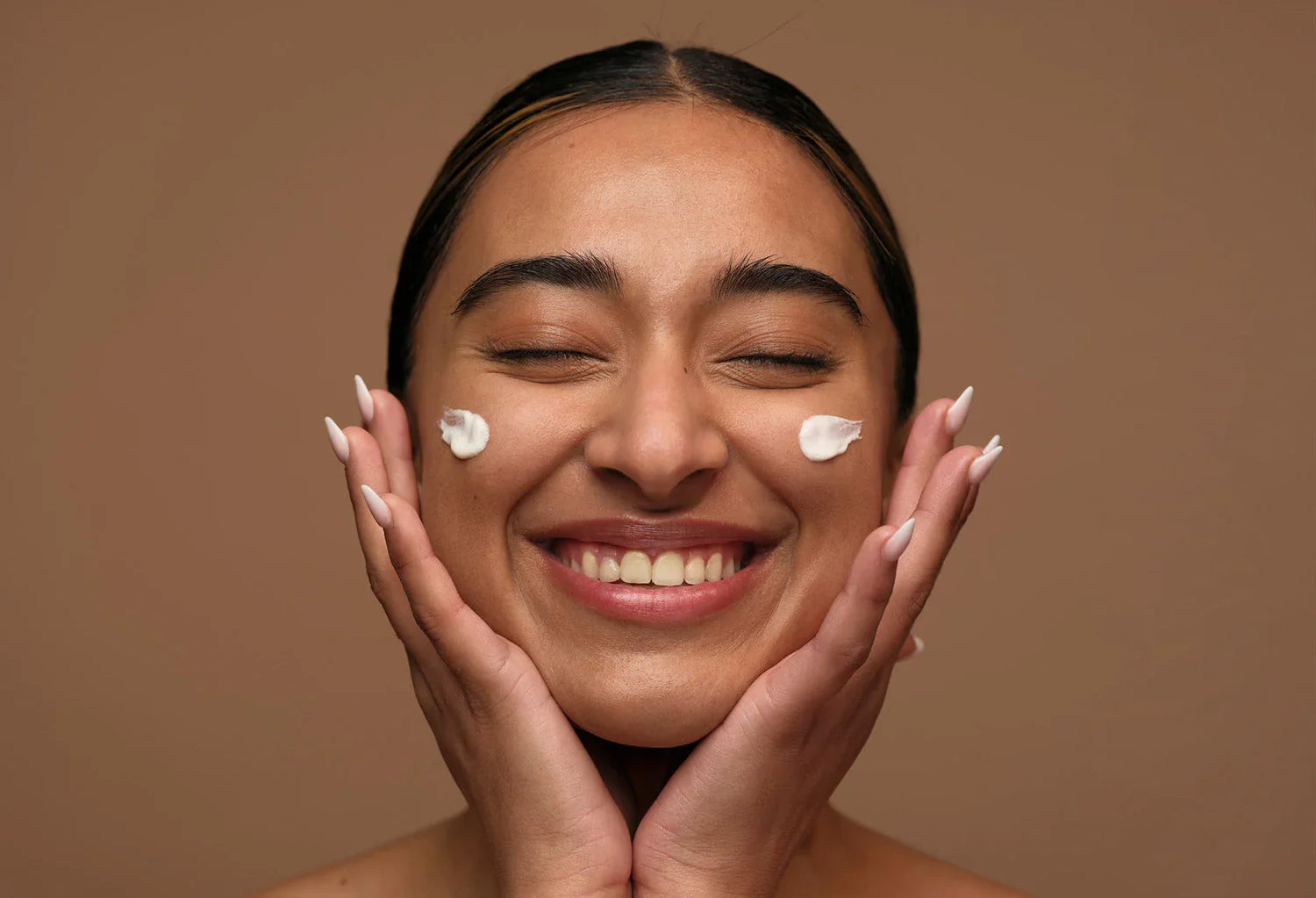 MOISTURISERS